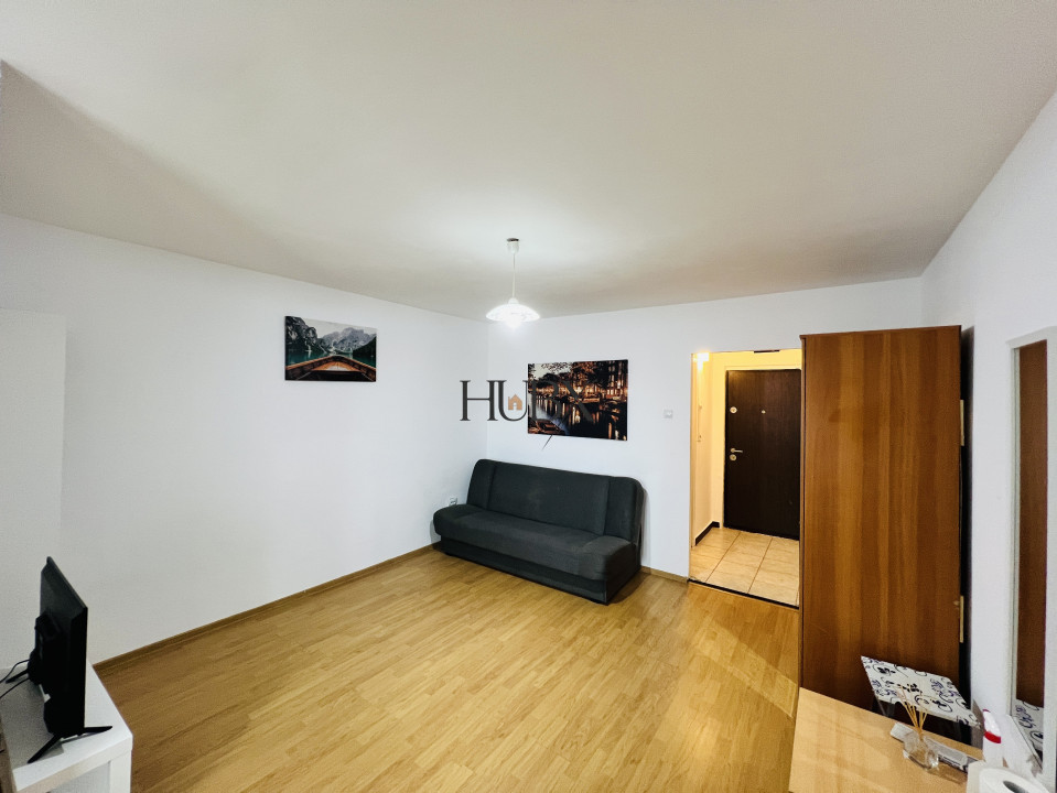 Apartament cu o camera 28 mp plus balcon 4 mp, etajul 2 in zona Parang