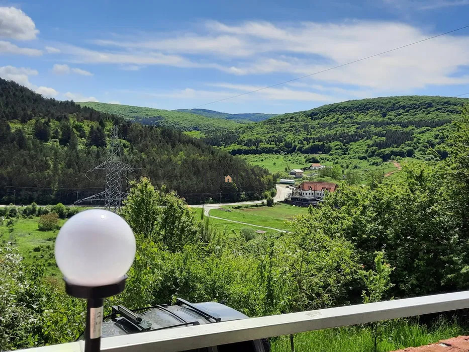 Apartament de 3 camere si doua balcoane etajul 1 parcare inclusa in zona Vivo